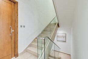 GLOBALSTAY Luxury 3 BR Maid TH Sea View