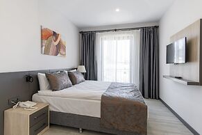 IRENIC HOTEL