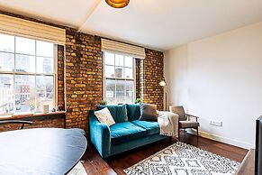 Charming Shoreditch Apartment
