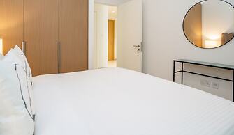 HomesGetaway-Lavish2BR in CreekBayshore4