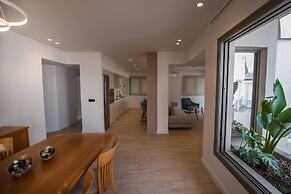 Arvacay Luxury home