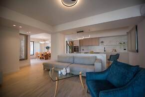 Arvacay Luxury home