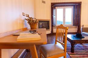AR Country House