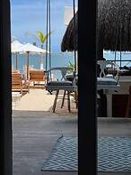 Mira Mira Beach