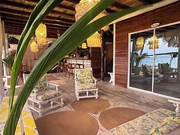 Mio Mio Beach