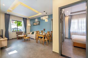 Full Moon Apartments