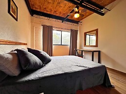Discover Condesa