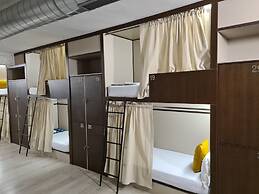 M-A ROOMS MATE