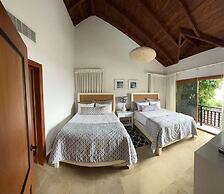 Amazing Villa w Pool bbq and Ocean View at Samana