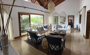 Amazing Villa w Pool bbq and Ocean View at Samana
