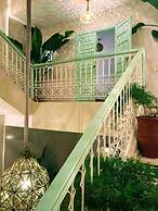 Riad with Outdoor Swimming Pools