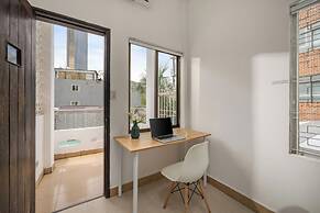 KLY APARTMENT HOTEL