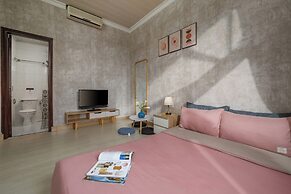 KLY APARTMENT HOTEL
