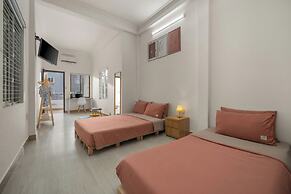 KLY APARTMENT HOTEL
