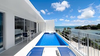 Blue Shallows Onnason Resort