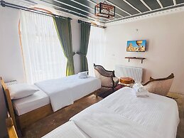 MY CAVE SUITE