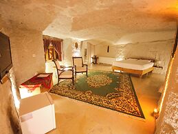 MY CAVE SUITE