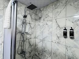 MY CAVE SUITE