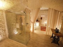 MY CAVE SUITE