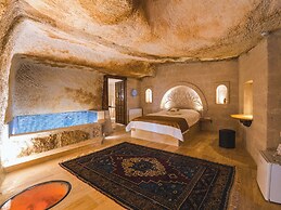 MY CAVE SUITE