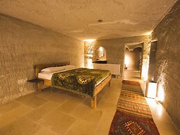 MY CAVE SUITE