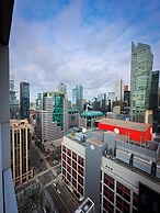 Luxury Suite by CN Tower & Free Parking