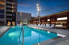 Luxury Suite by CN Tower & Free Parking