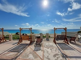 Cancun Studio With View of la Laguna