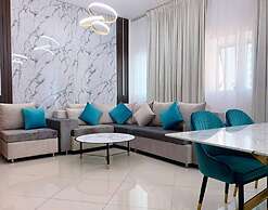 Lux High Rise Marina Apartment