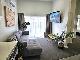 Redwood Apartments