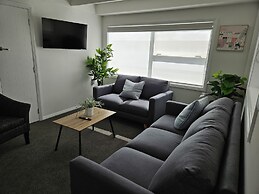 Redwood Apartments