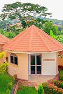 CROYLANDZ COTTAGES
