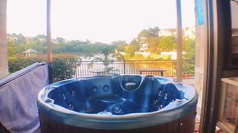 Milake Holiday Villa
