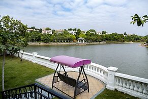 Milake Holiday Villa