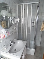 Hotel garni Zum Reinhartswald