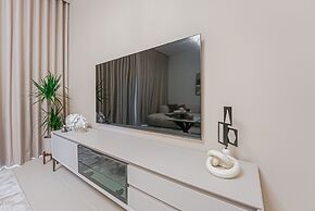NEW Luxe 3BR - Vida Marina - Great Views