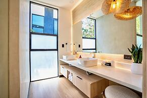 Epic Tamarindo Boutique Hotel