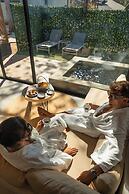Epic Tamarindo Boutique Hotel