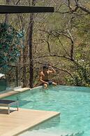Epic Tamarindo Boutique Hotel