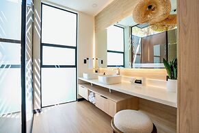 Epic Tamarindo Boutique Hotel