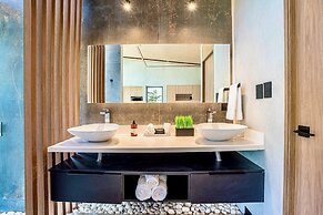 Epic Tamarindo Boutique Hotel