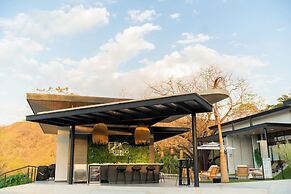 Epic Tamarindo Boutique Hotel