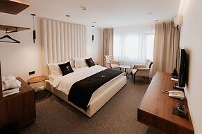 Plaza Boutique Hotel