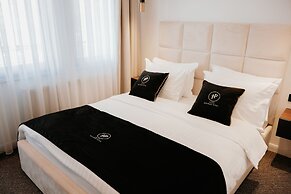 Plaza Boutique Hotel