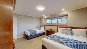 Quantum Lodge Motor Inn