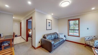 Quantum Lodge Motor Inn