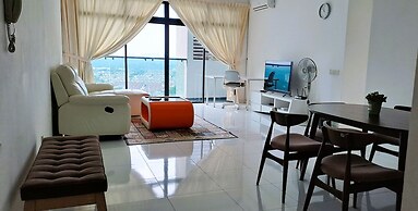 JB Bukit Indah Skyloft Suites