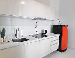 JB Bukit Indah Skyloft Suites