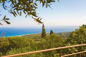 Villa Aloni in Koridallos