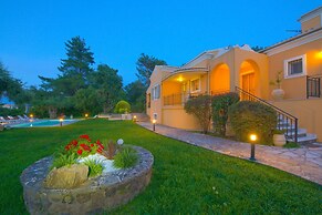 Villa Spyrelia in Dassia